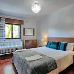 Garden Cristo Rei Apartment